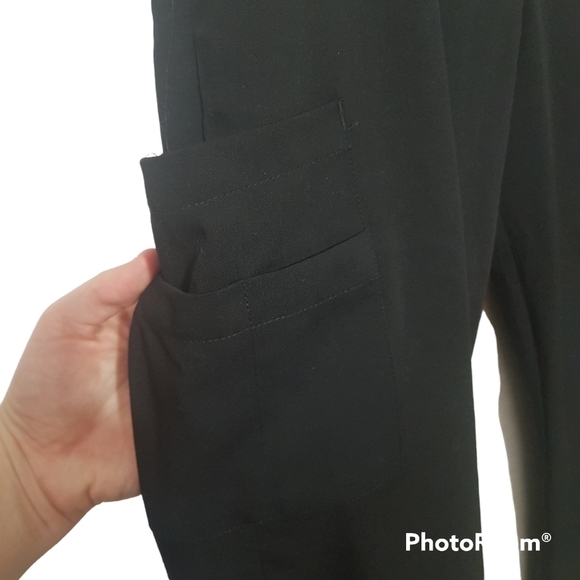 Health Pro Stretchy Pull on Scrub Pants with Pockets - Picture 4 of 11